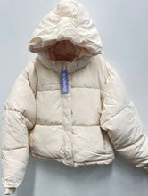 FLORENCE JACKETS SHORT PUFFER W/HOOD STYLE RFM0448