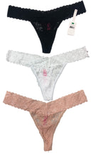 BETSEY JOHNSON 3 PACK LADIES LACE THONG STYLE BJTH-3